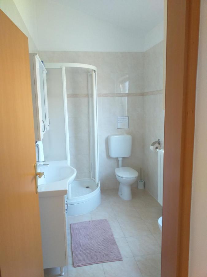 Apartman Vida Pola Esterno foto